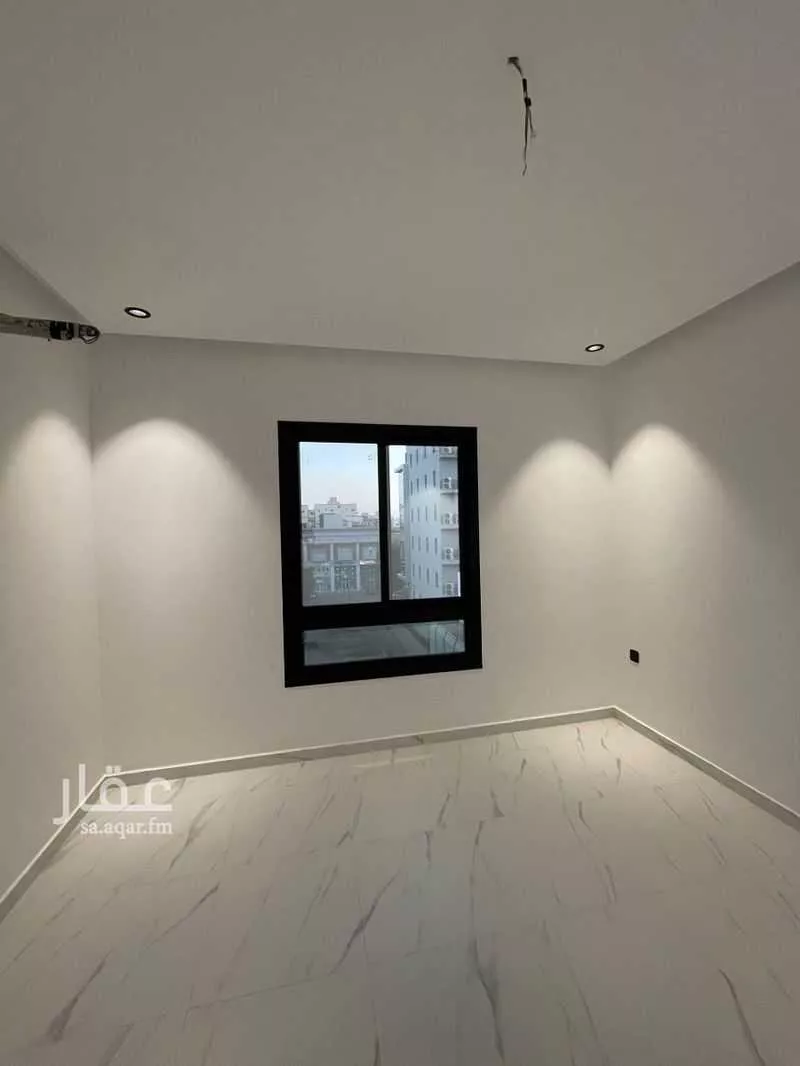 شقة 4 غرف في السلامة 15