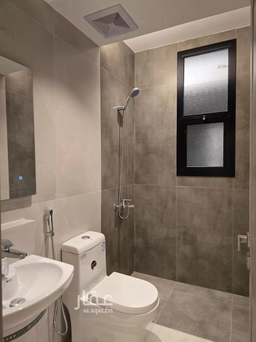 4 bedroom apartment in Al Salamah 17