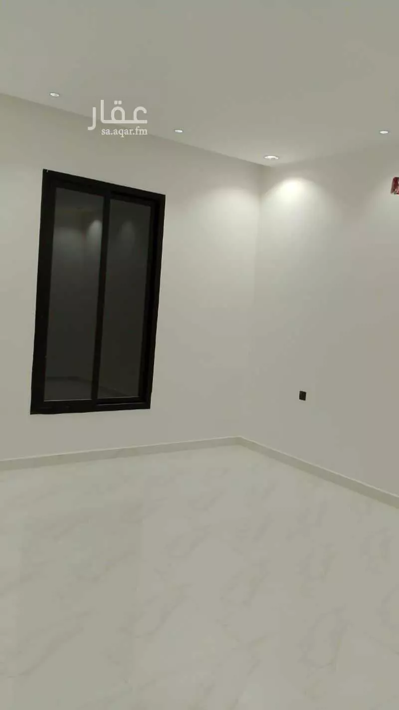 دور 4 غرف في السويدي 3