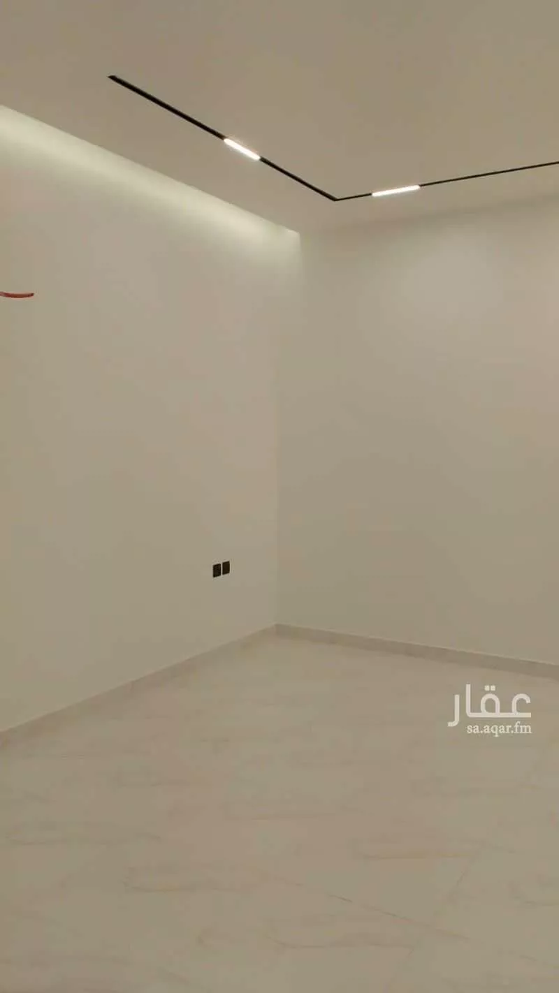 دور 4 غرف في السويدي 7