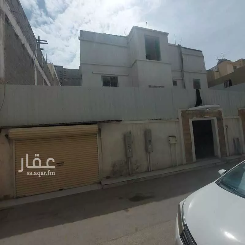 فيلا 7 غرف في العدامة 3