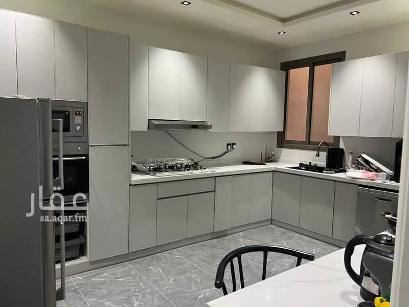 3 bedroom floor in Tuwaiq 6