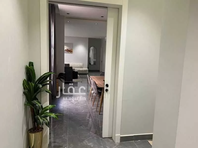 3 bedroom floor in Tuwaiq 8