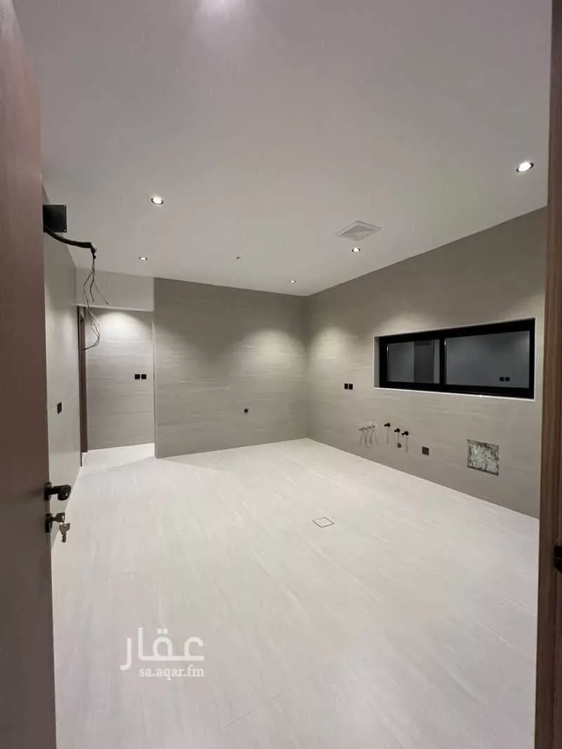 6 bedroom villa in Ash Shulah 2