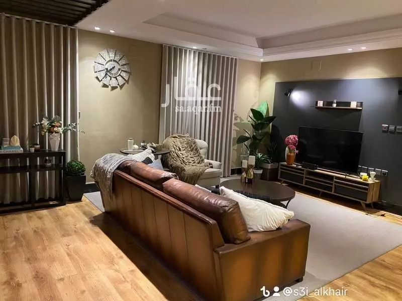 3 bedroom apartment in Al Malqa 7