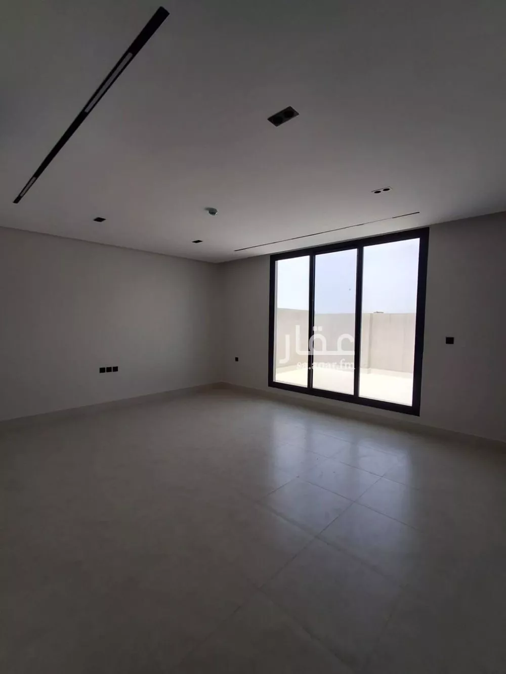 شقة 5 غرف في الحمرا 4