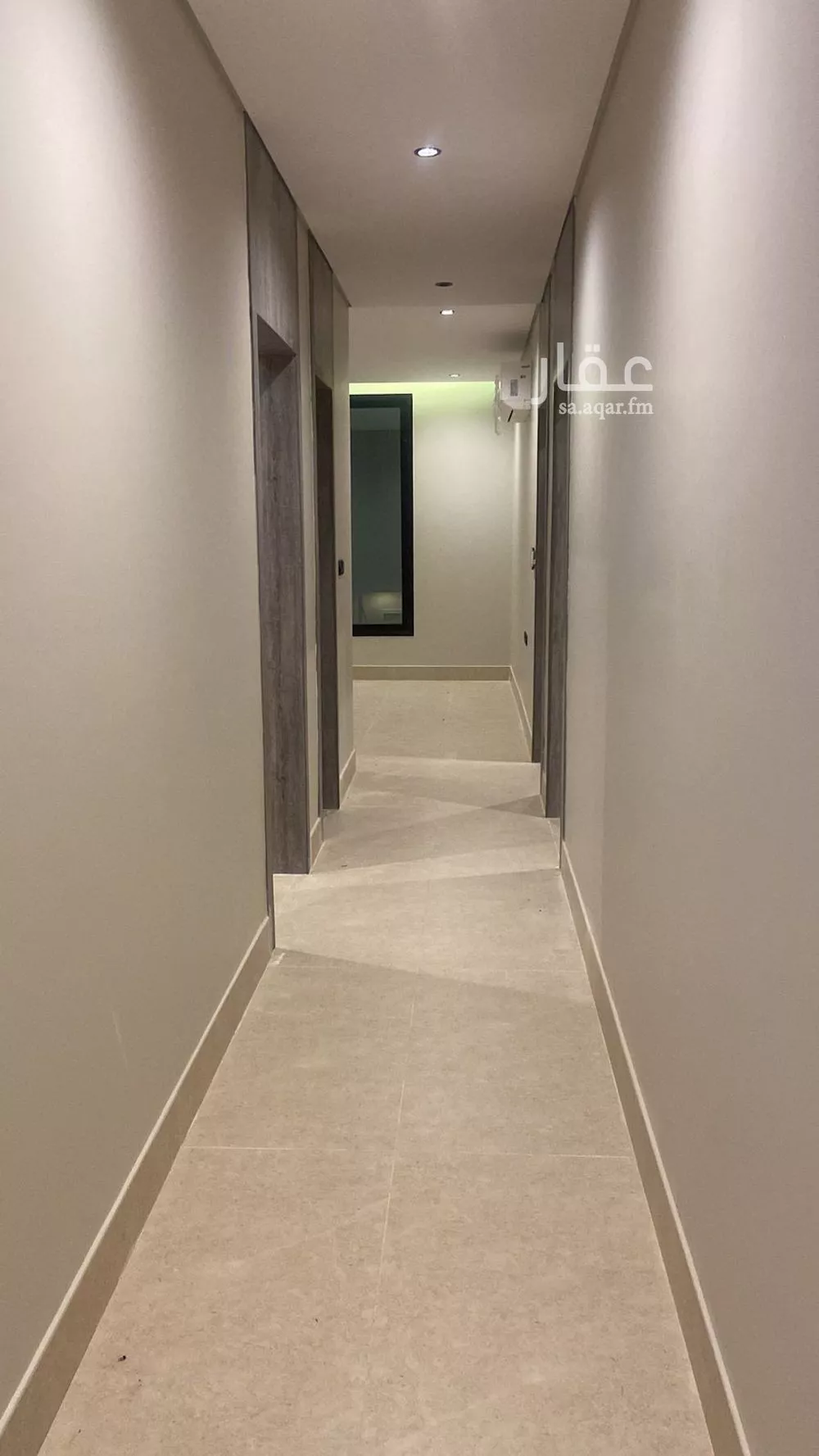 شقة 4 غرف في الحمرا 2