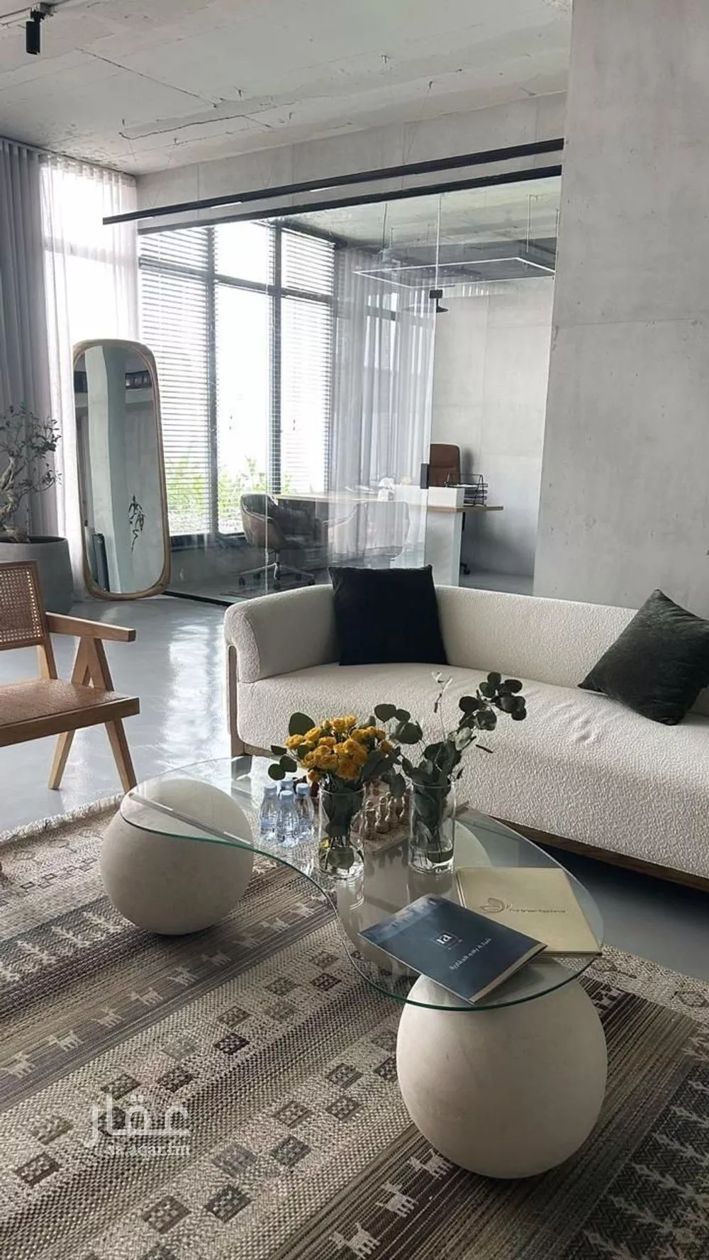 مكتب 418 م² في العارض 5