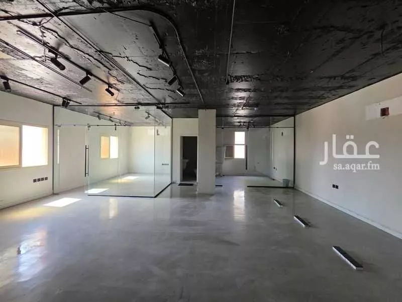 مكتب 100 م² في النرجس 7