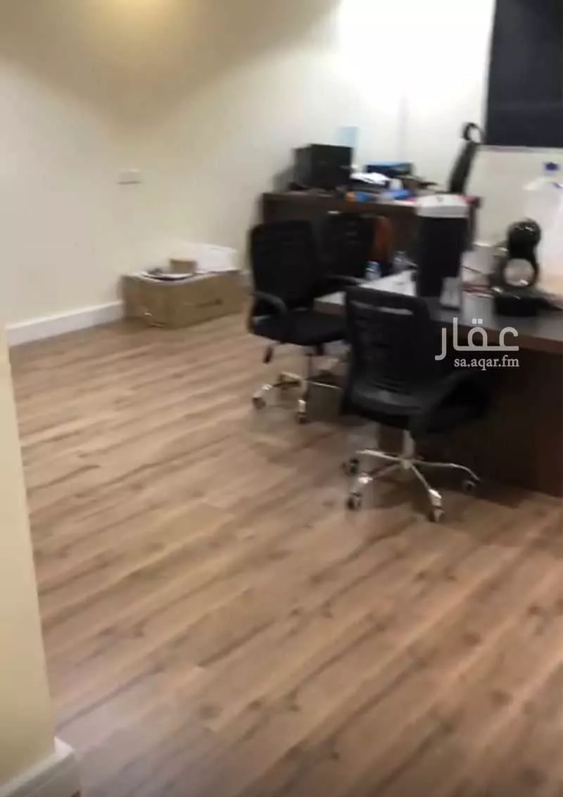 مكتب 1200 م² في ظهرة لبن 3