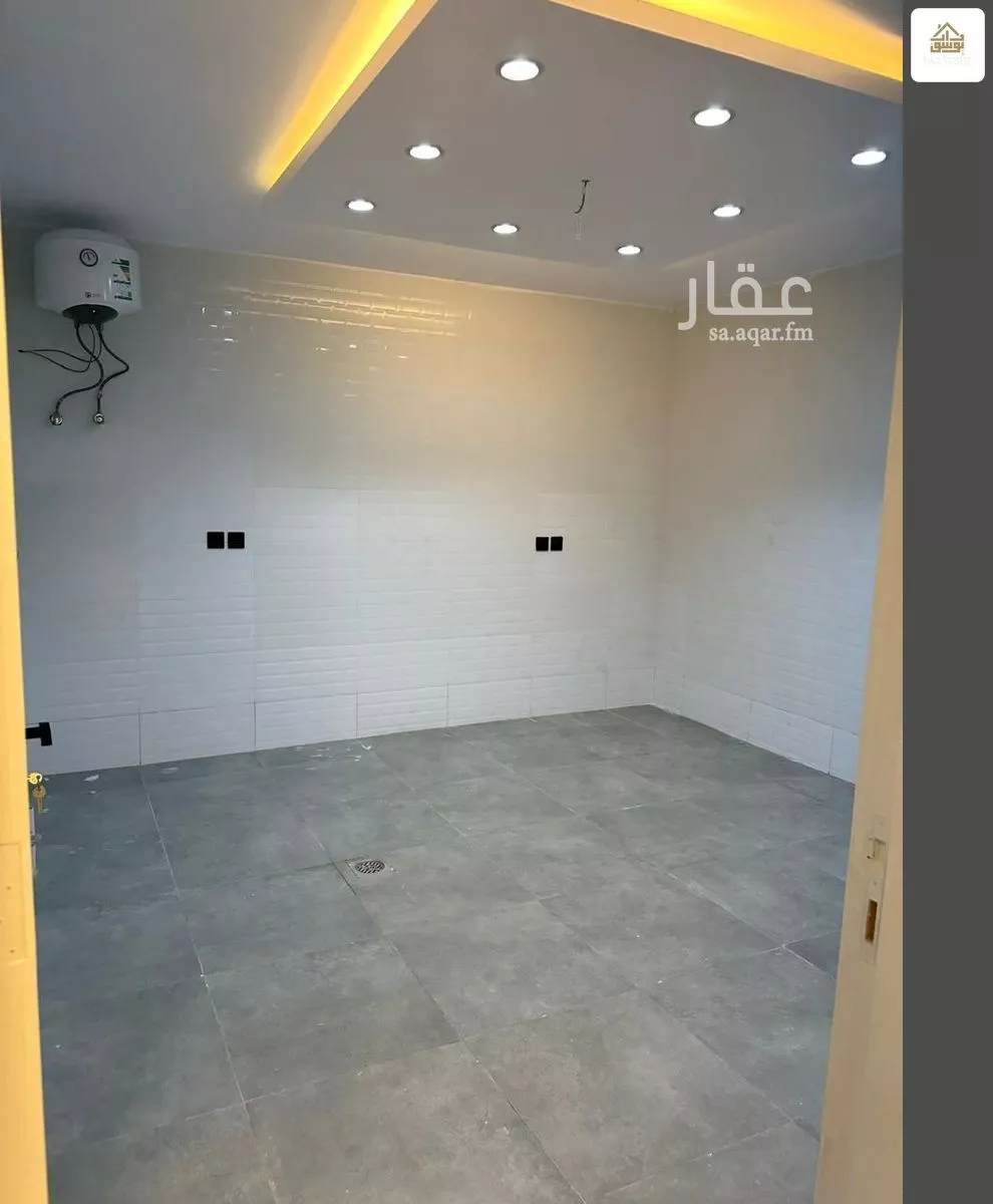 عمارة 510 م² في الدفاع 11