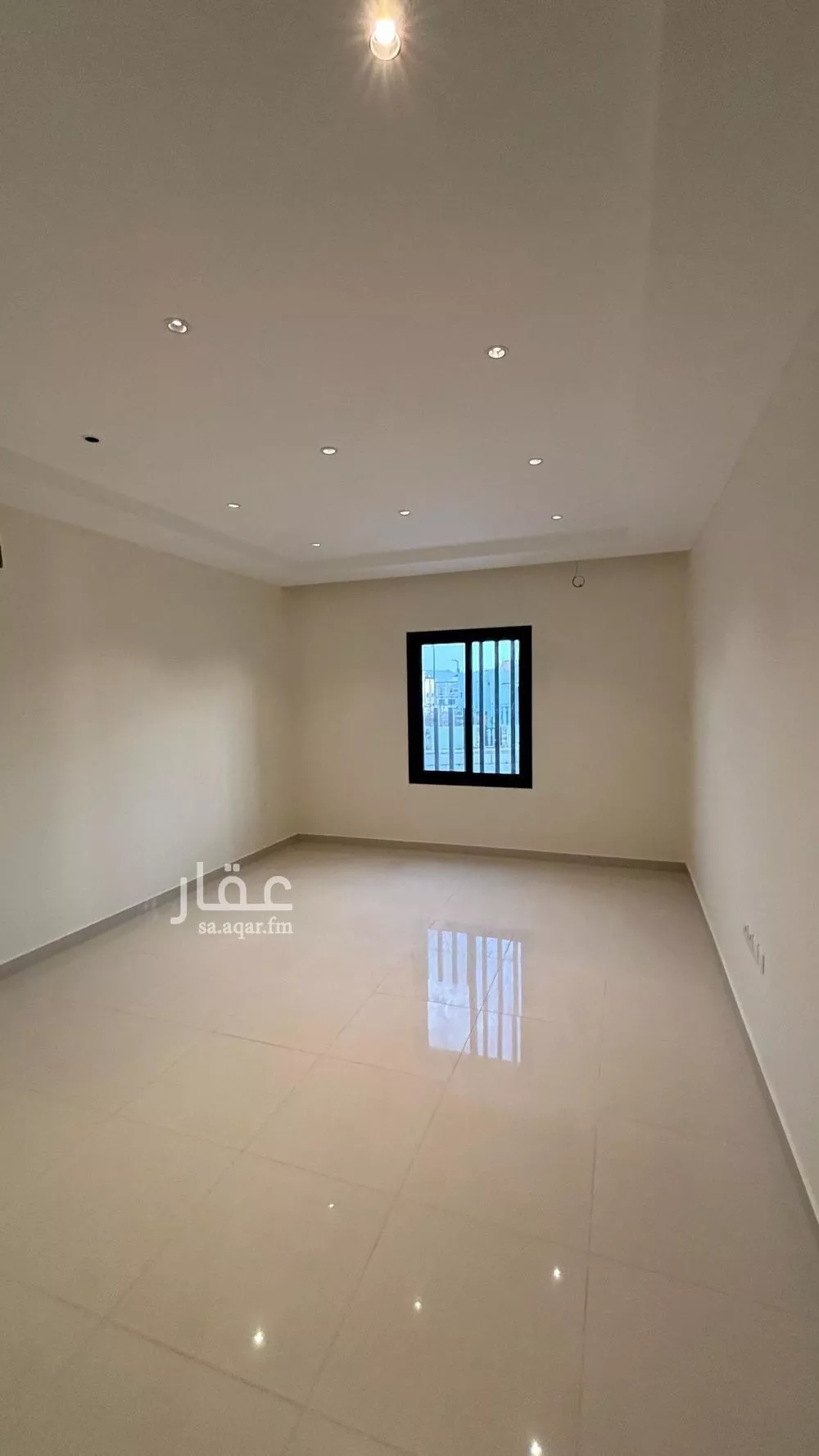 شقة 5 غرف في الدفاع 2