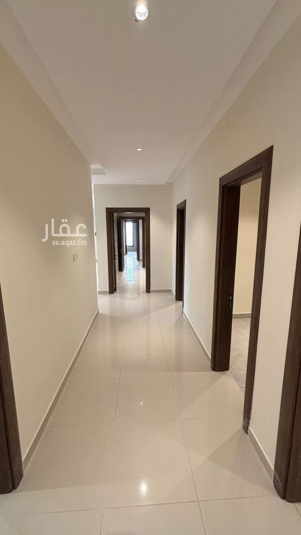 شقة 5 غرف في الدفاع 4