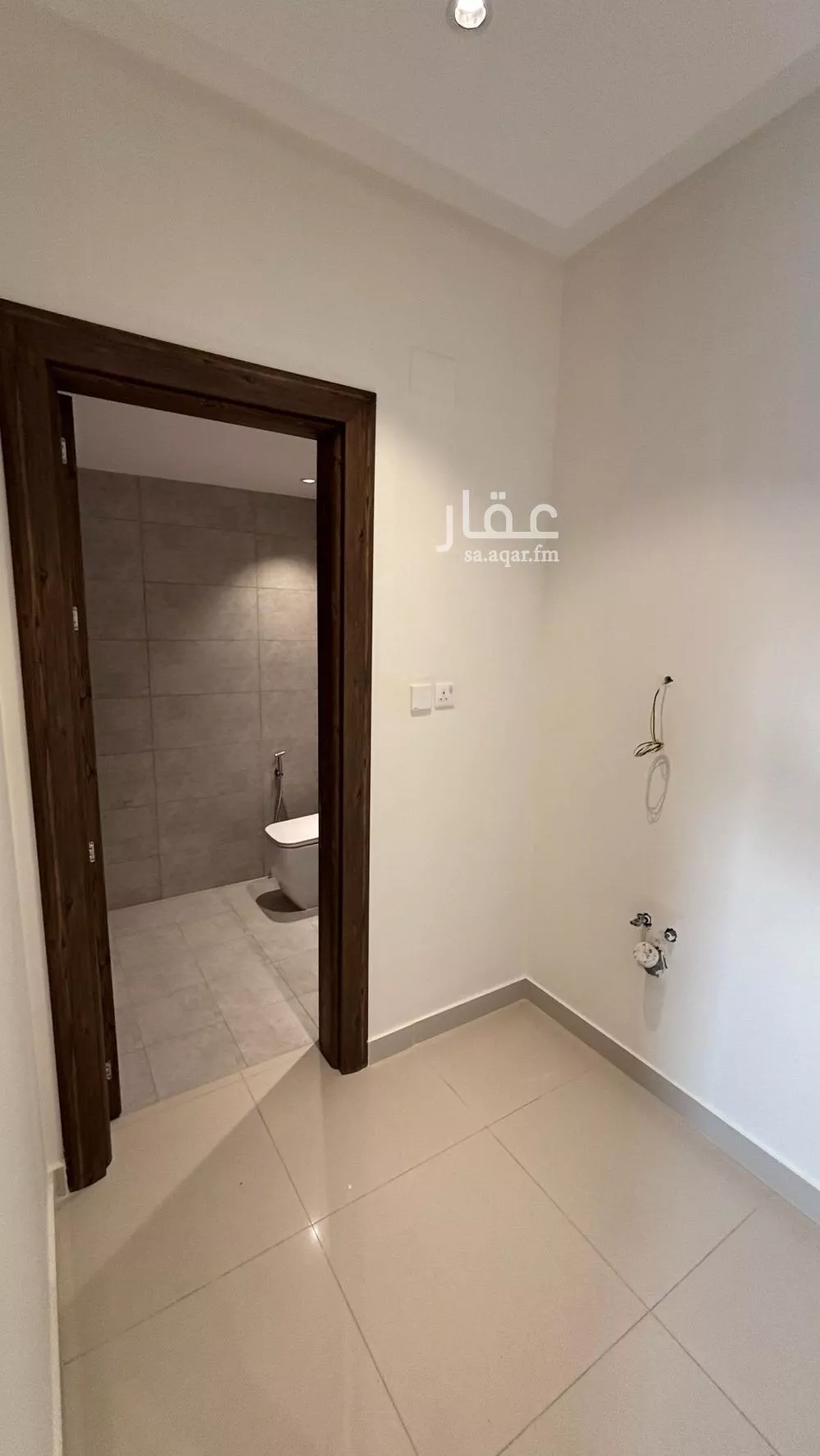 شقة 5 غرف في الدفاع 9