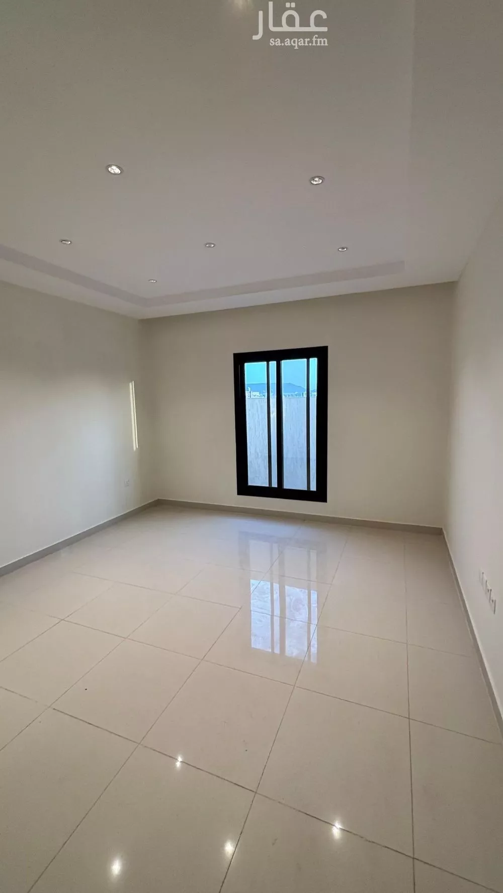 شقة 5 غرف في الدفاع 3