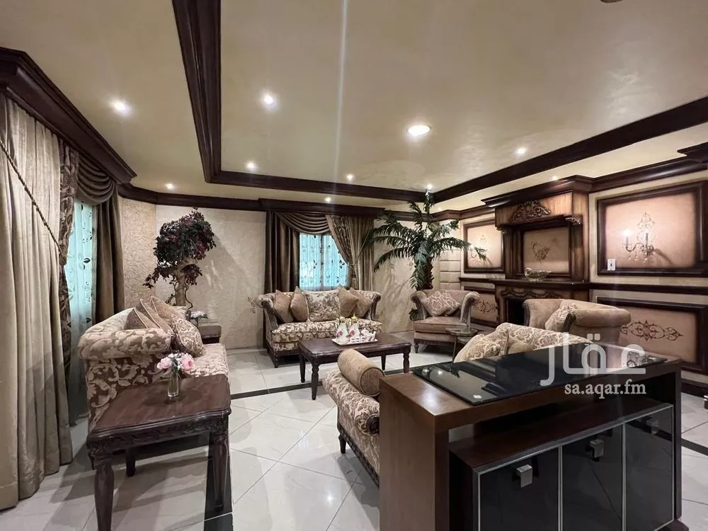 فيلا 9 غرف في الجامعة 13