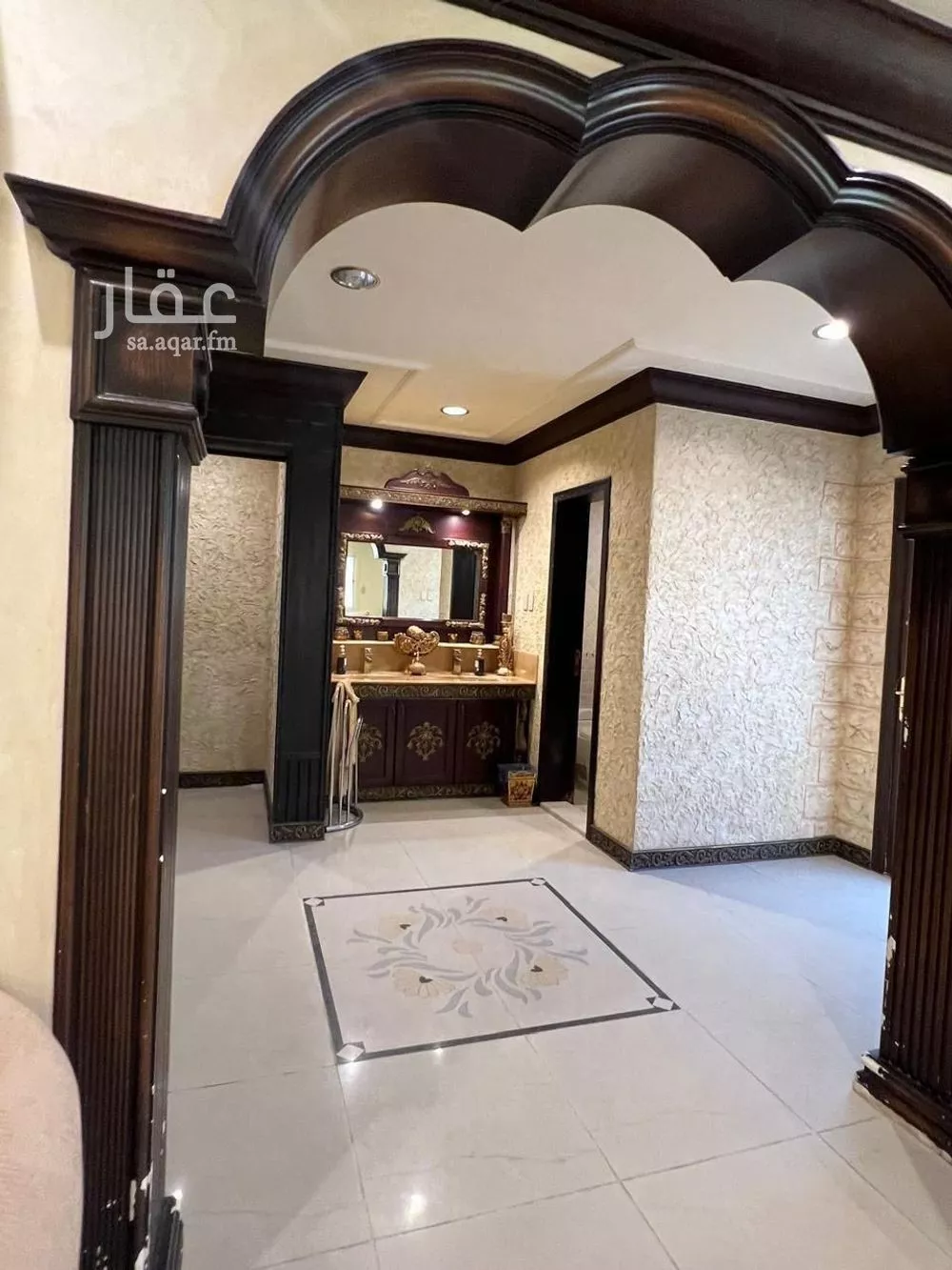 فيلا 9 غرف في الجامعة 5