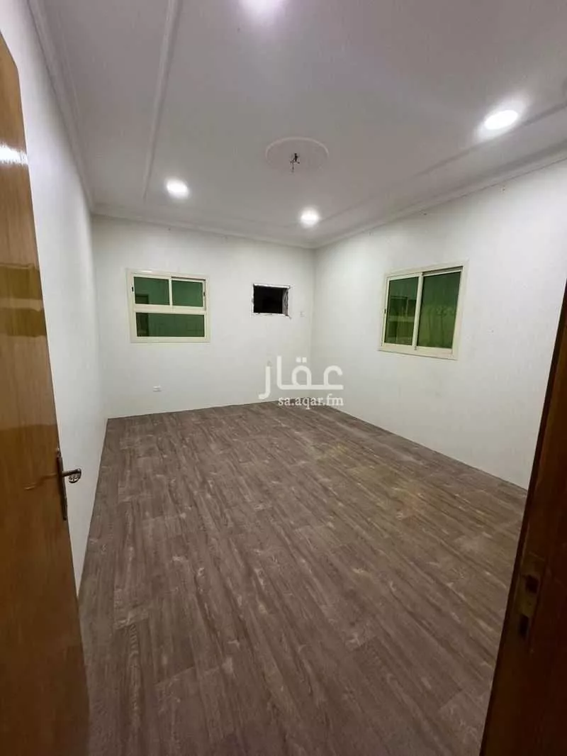 عمارة 400 م² في بدر 4