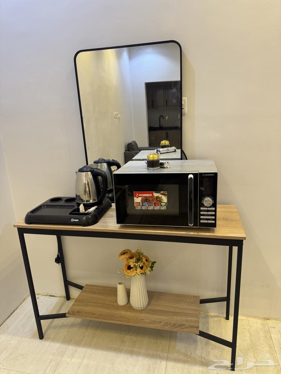 شقة  في عكاظ 8