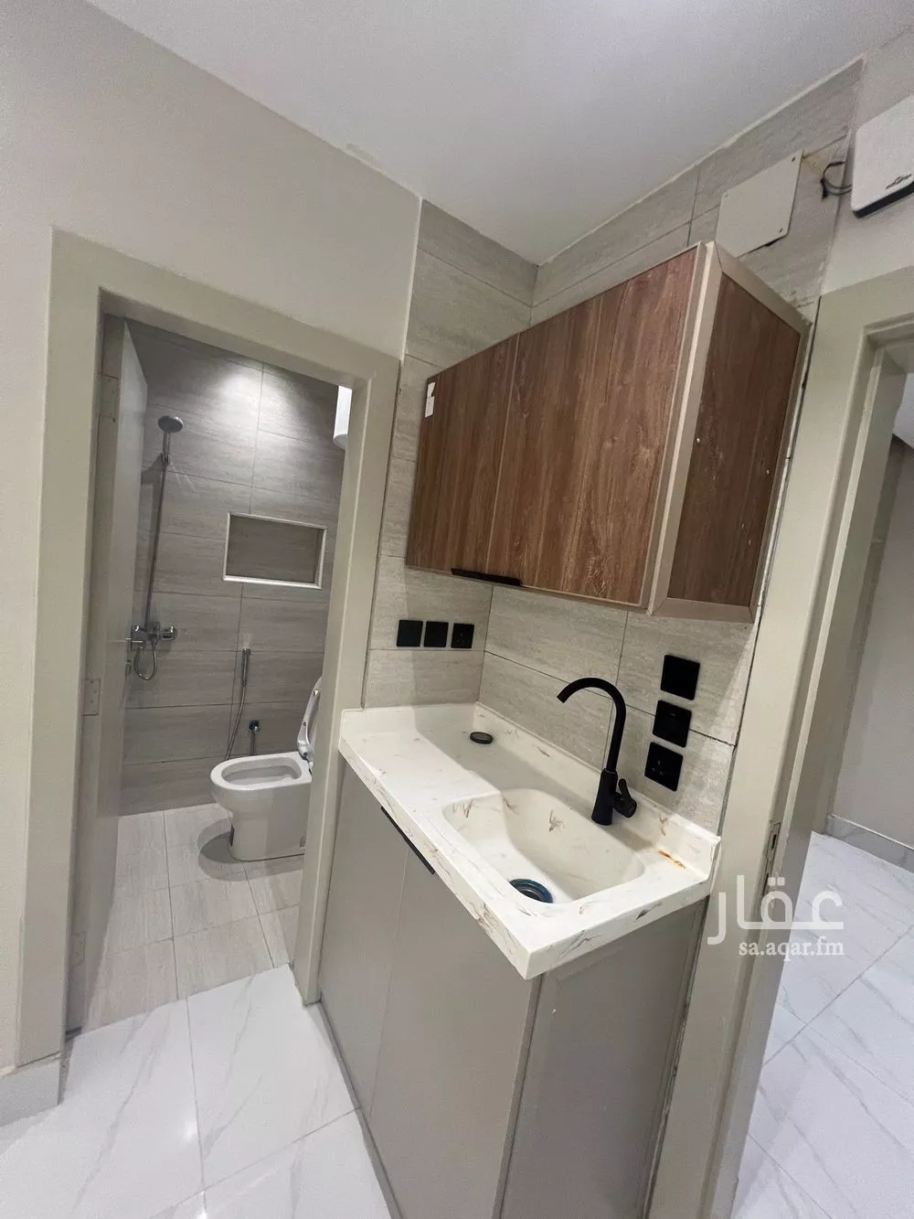 شقة 1 غرف في الروابي 6