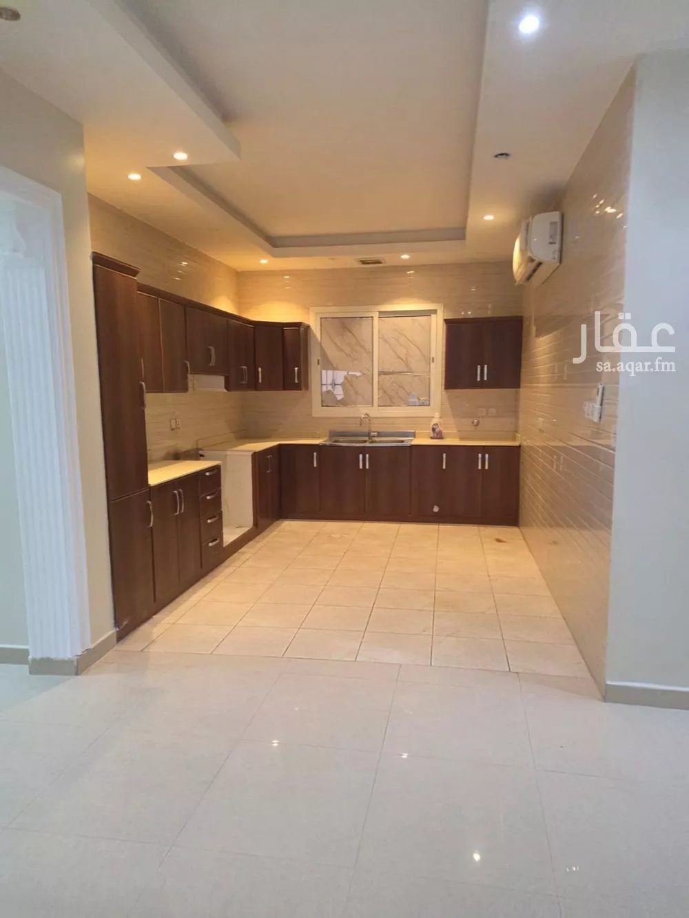 3 bedroom floor in Al Yasmin 25