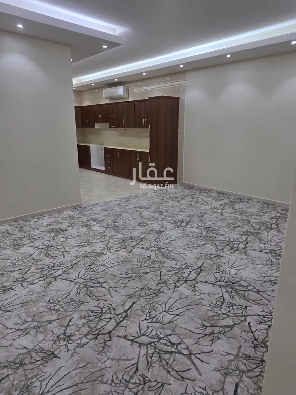 3 bedroom floor in Al Yasmin 4