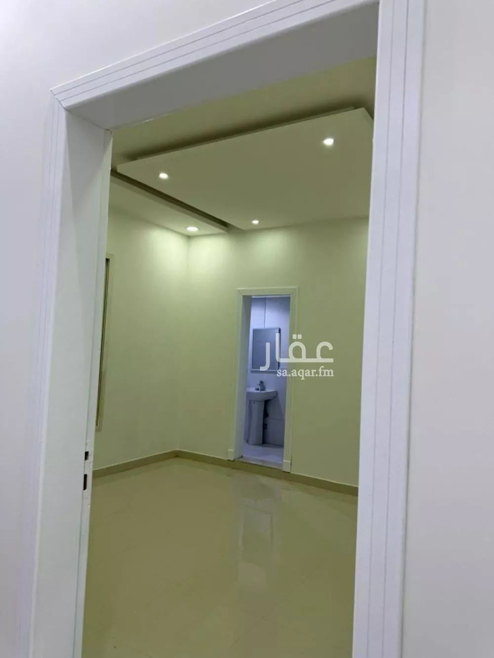 دور 3 غرف في العارض 10