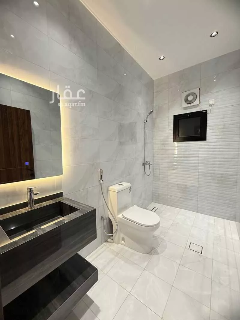 شقة 4 غرف في الفلاح 12