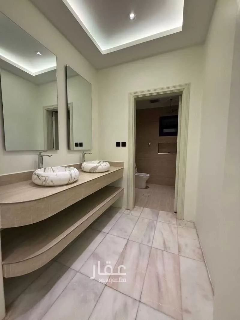 4 bedroom floor in Al Rabwa 2