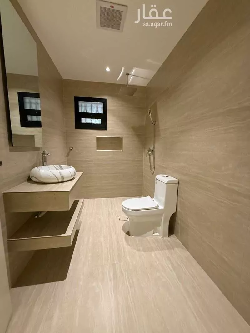 4 bedroom floor in Al Rabwa 11