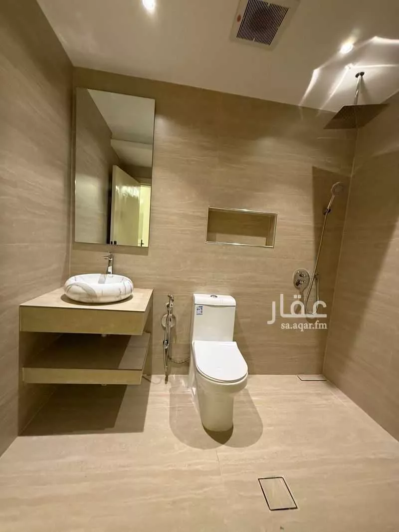 4 bedroom floor in Al Rabwa 12
