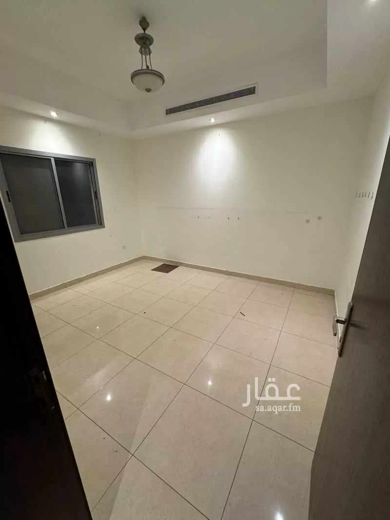 شقة 5 غرف في السلامة 6