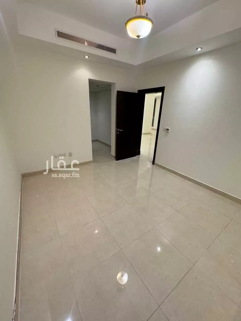 شقة 5 غرف في السلامة 10