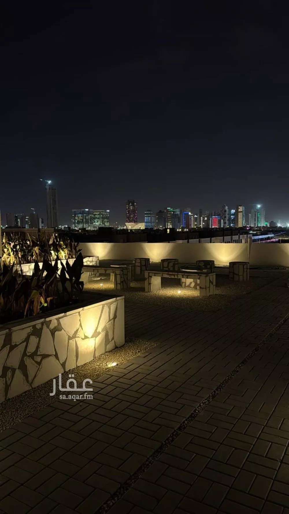 شقة 1 غرف في الملقا 23