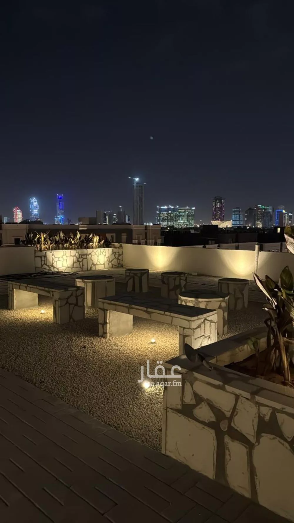 شقة 1 غرف في الملقا 24