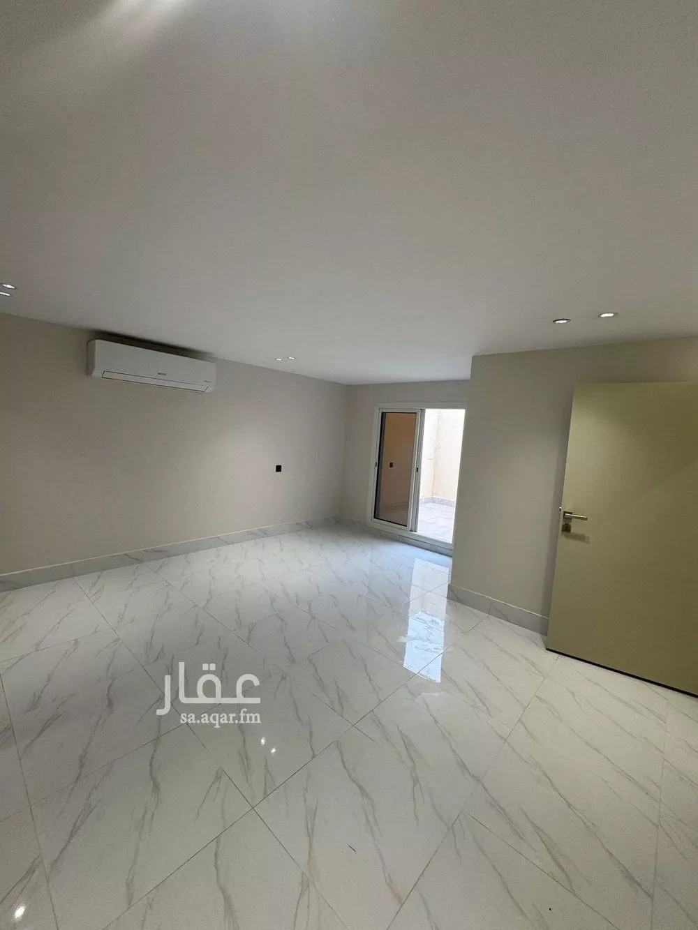 شقة 1 غرف في الروابي 4