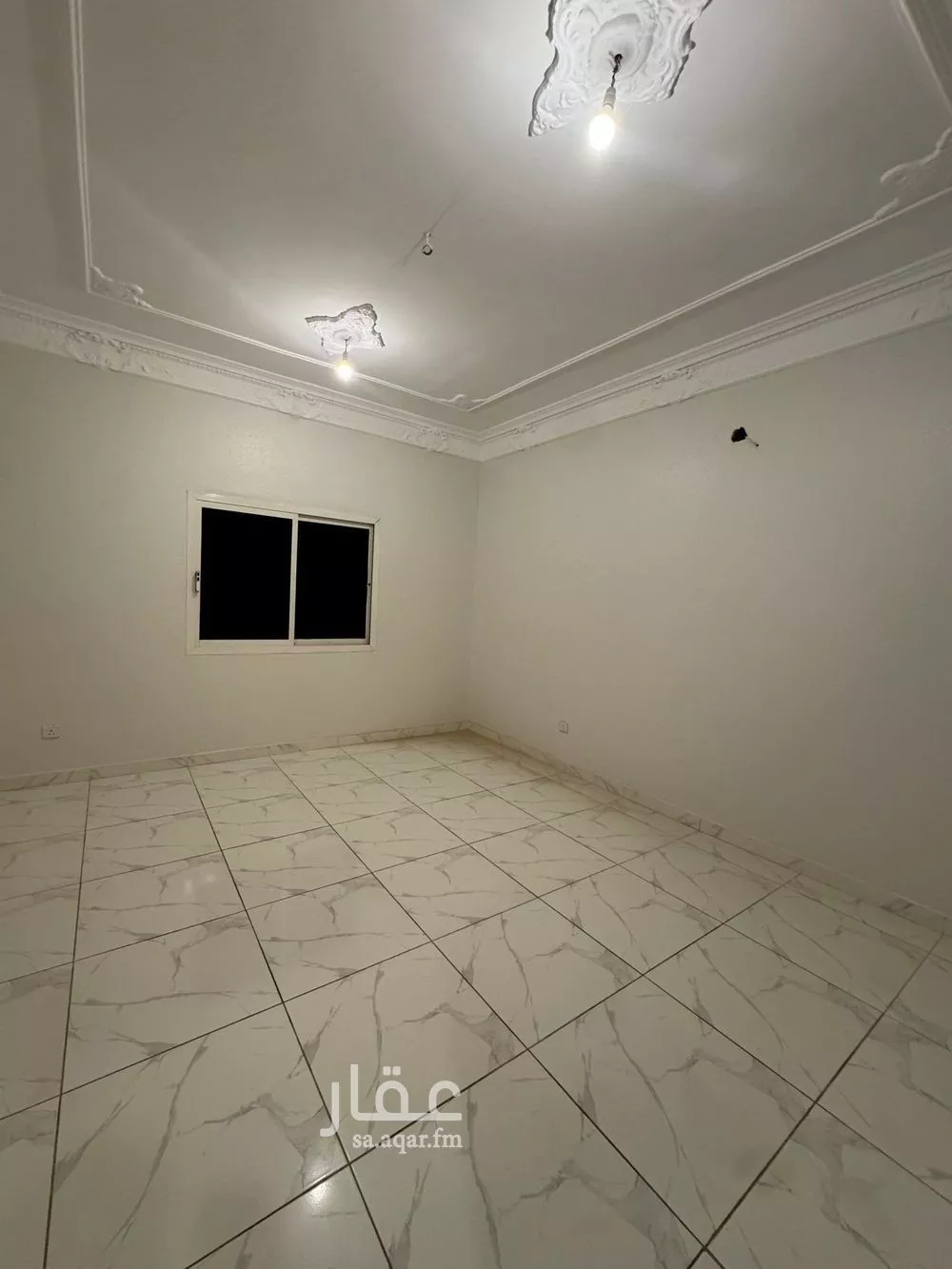 شقة 3 غرف في العزيزية 12