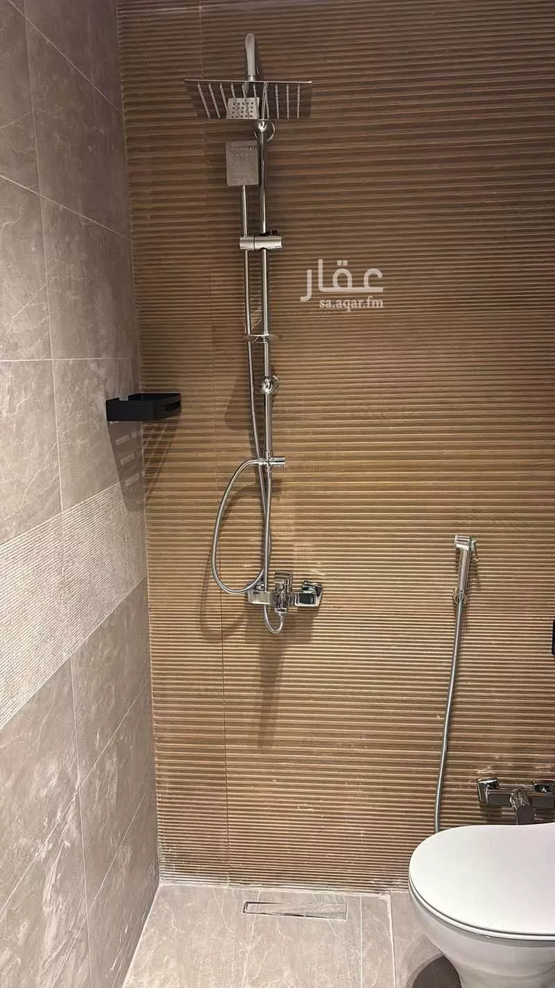شقة 1 غرف في الملقا 5