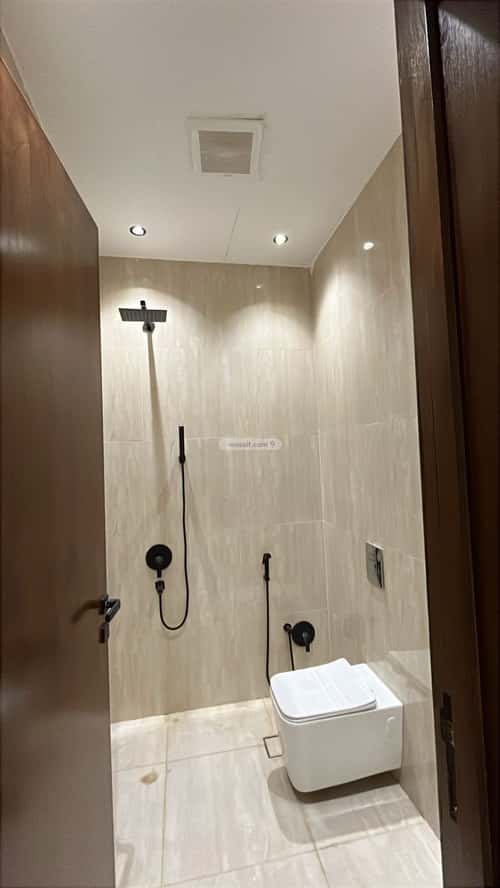 فيلا 5 غرف في الرمال 2