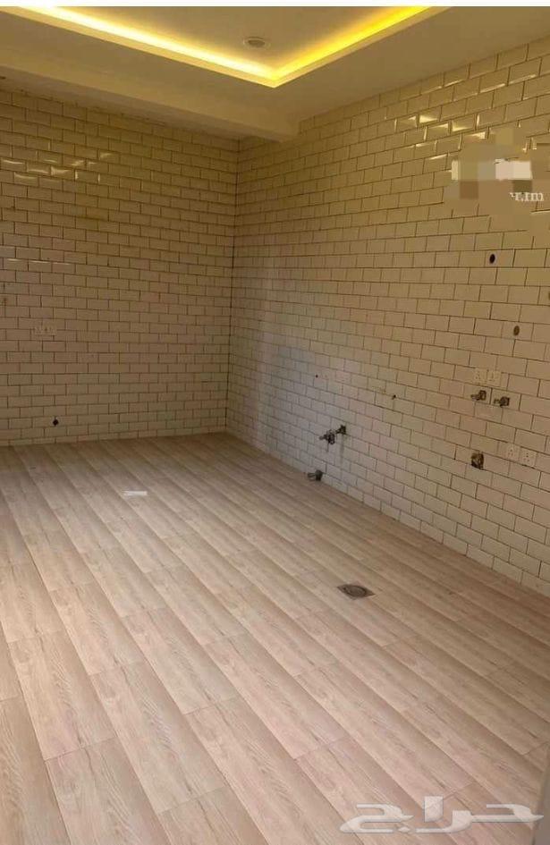 فيلا 3 غرف في العوالي 10