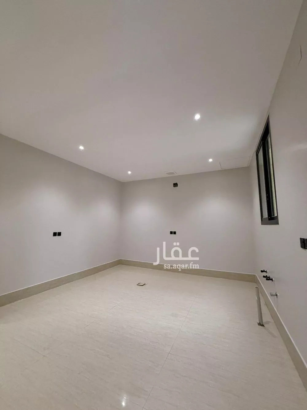 فيلا 6 غرف في المهدية 23