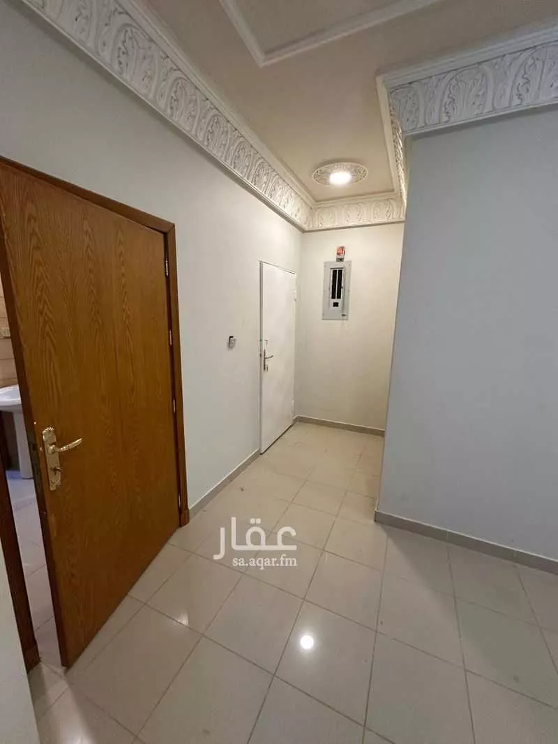 شقة 3 غرف في إشبيلية 11