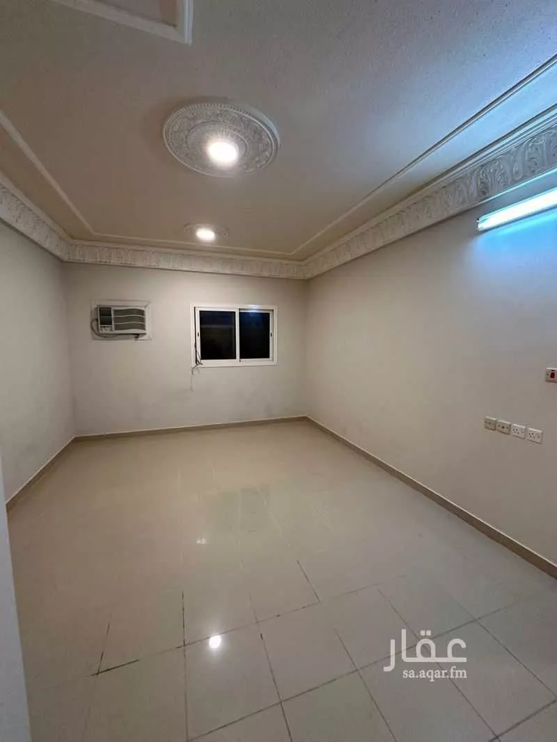 شقة 3 غرف في إشبيلية 13