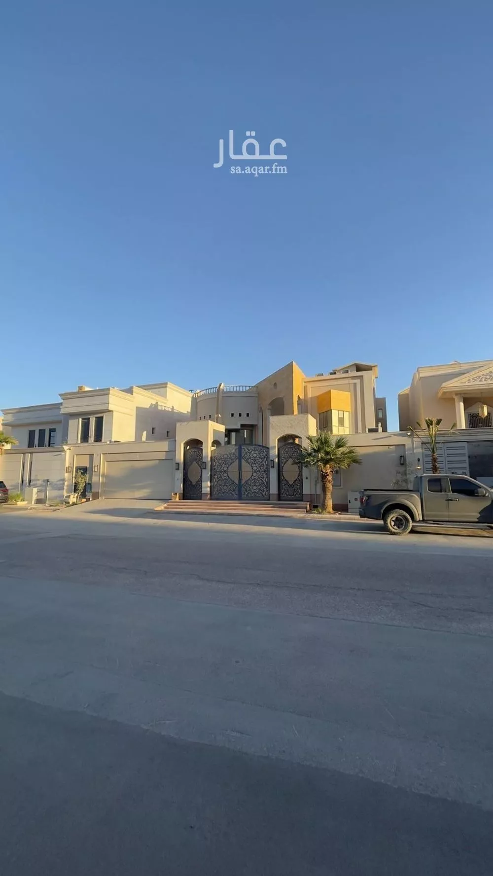 شقة 9 غرف في الملقا 5