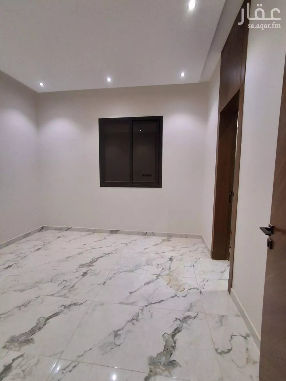 شقة 7 غرف في ظهرة نمار 14