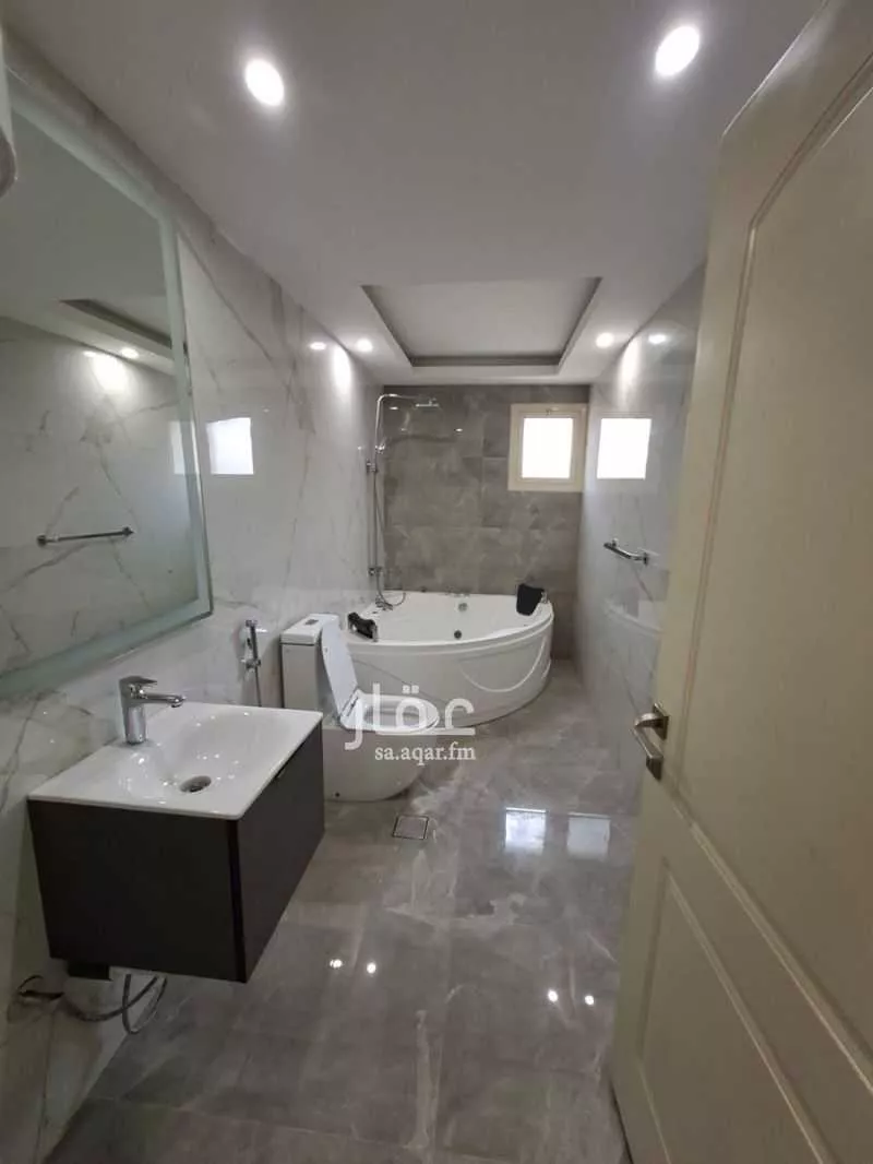 2 bedroom apartment in Qurtubah 4