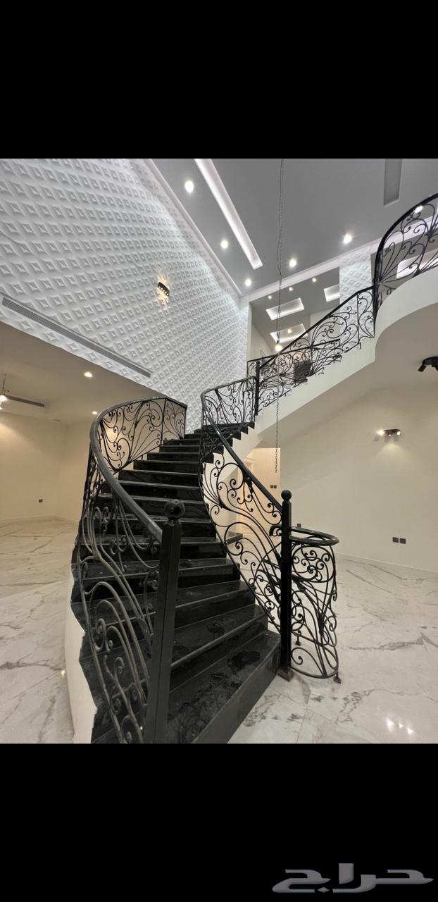 فيلا 11 غرف في الياقوت 9