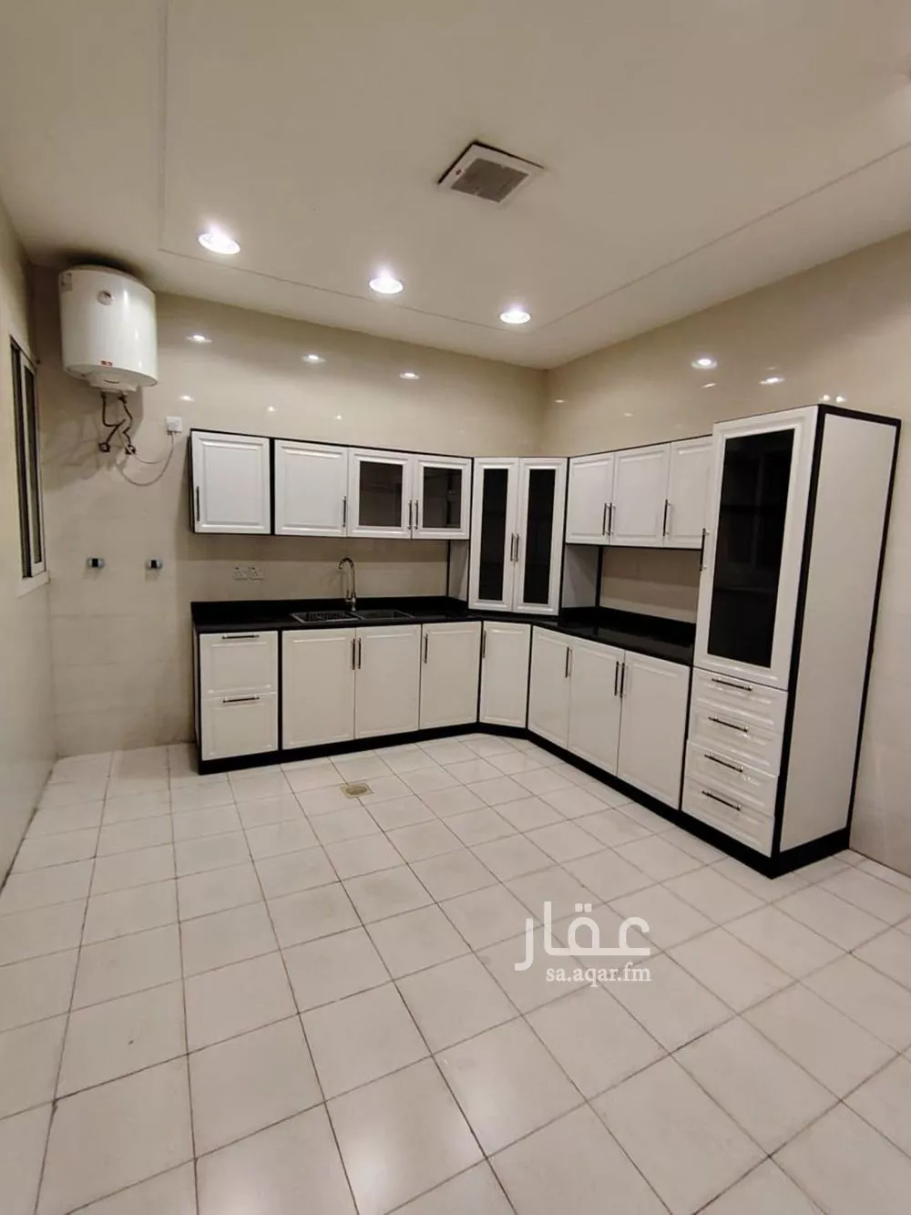 2 bedroom apartment in Al Khaleej 12