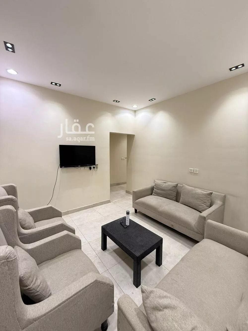 1 bedroom floor in Al Rimal 6