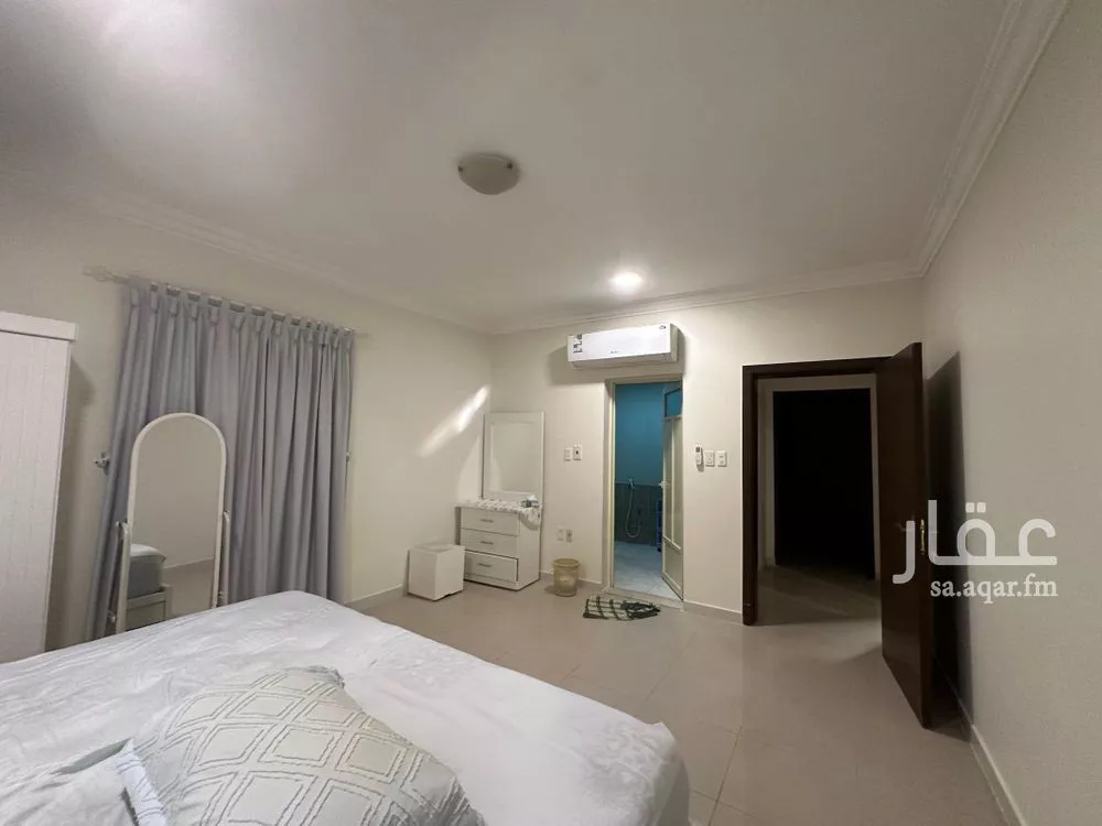 شقة 5 غرف في العزيزية 7